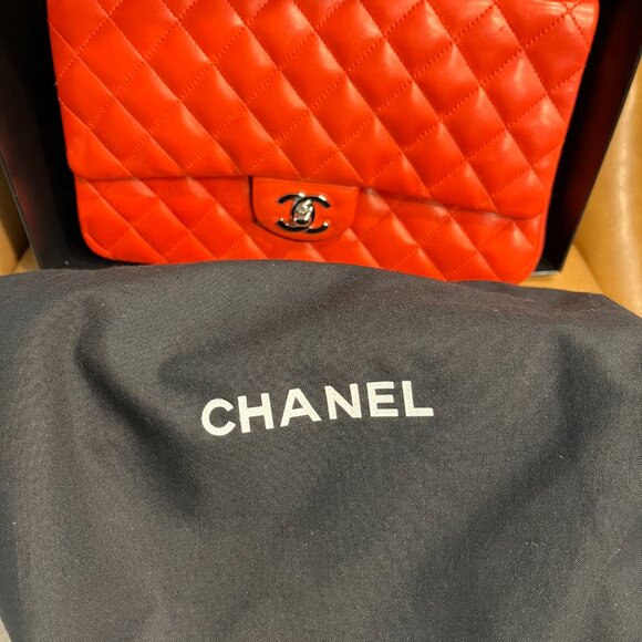 Chanel Bag Like New with authenticity papers, bag and box - Picture 9 of 10